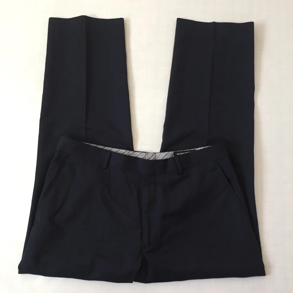 BANANA REPUBLIC Tailored Fit  Wool Blend Navy Blue
